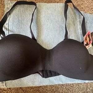 Maidenform Classic Black Bra